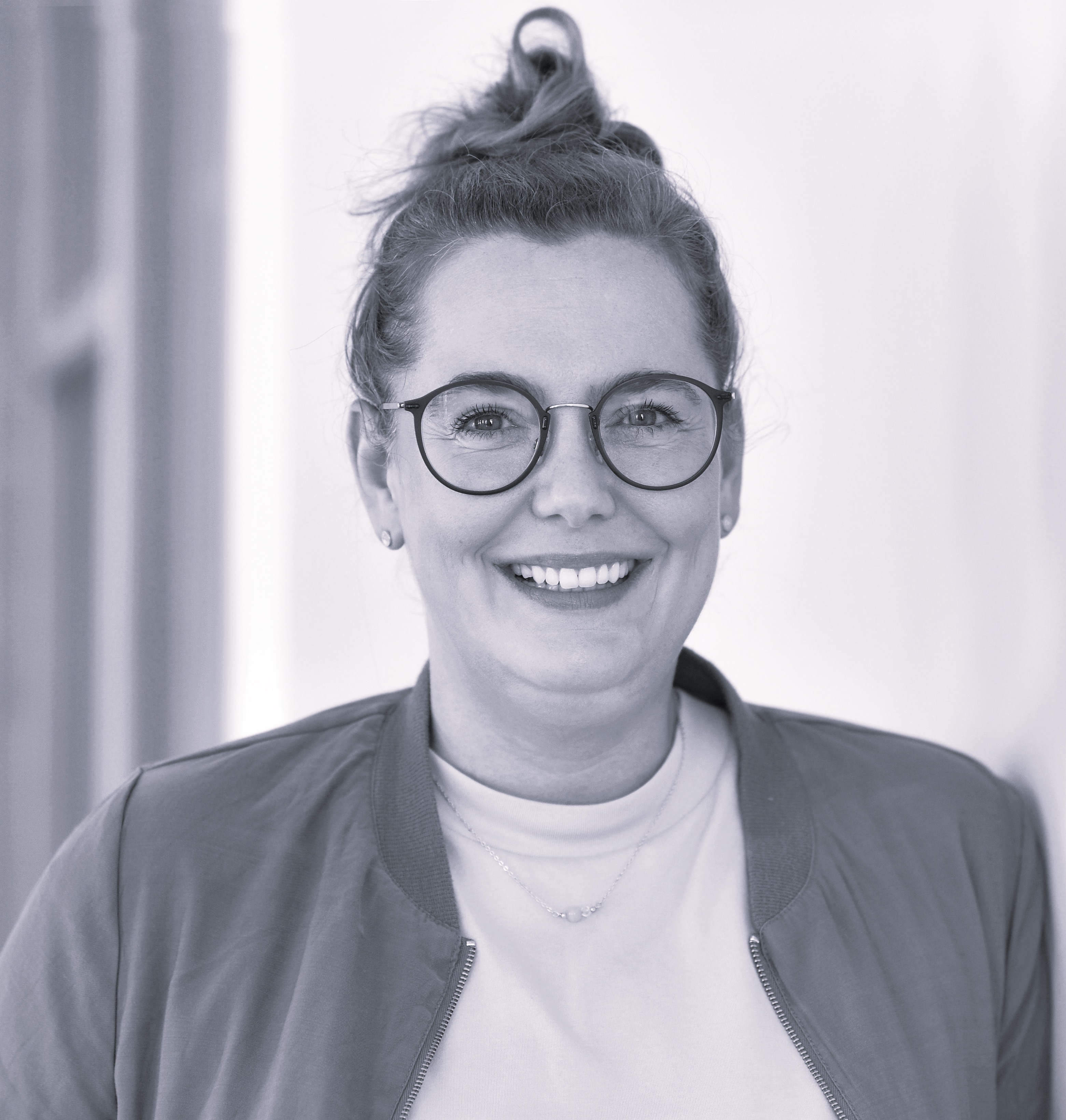 Lena Koslowski, Hp